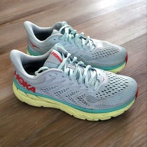 HOKA Clifton 7